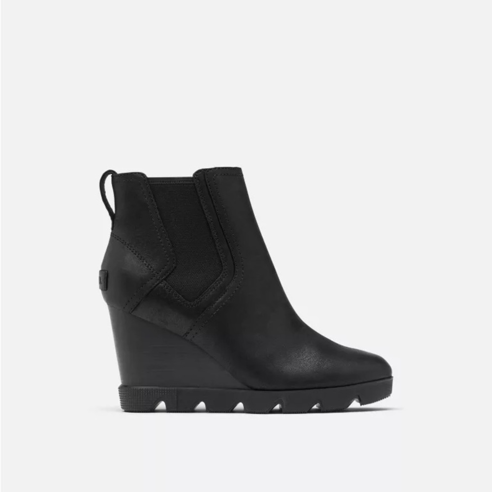 New SOREL Joan Uptown Chelsea Wedge Boots